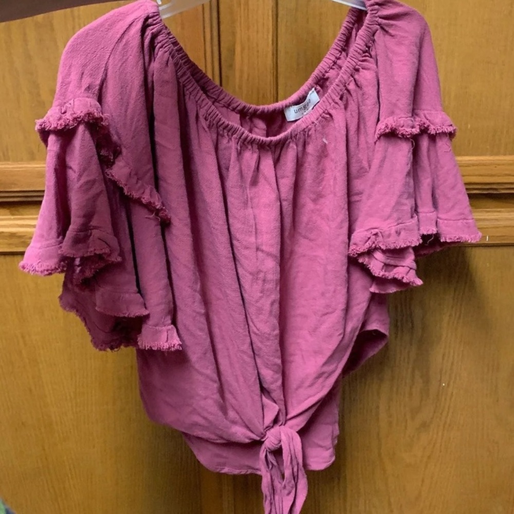 Ruffle off shoulder top